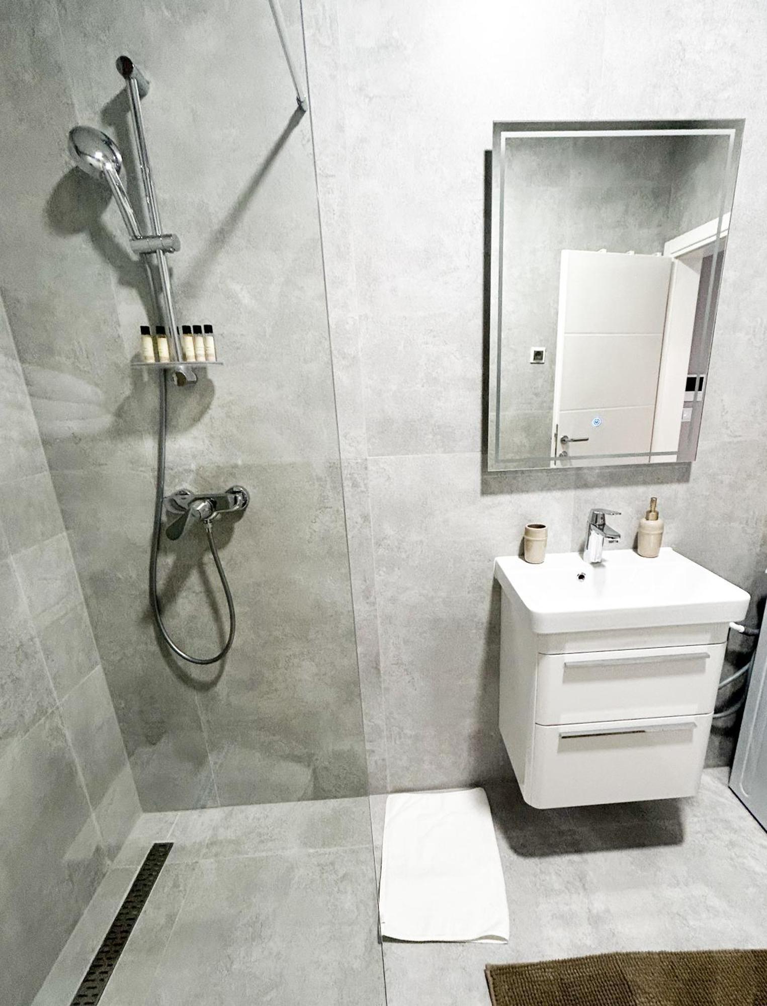 Merak2 Apartment- Free Private Parking Mostar Exterior photo